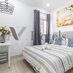 Ayz Elcano - Auto Check-in Property Guest house